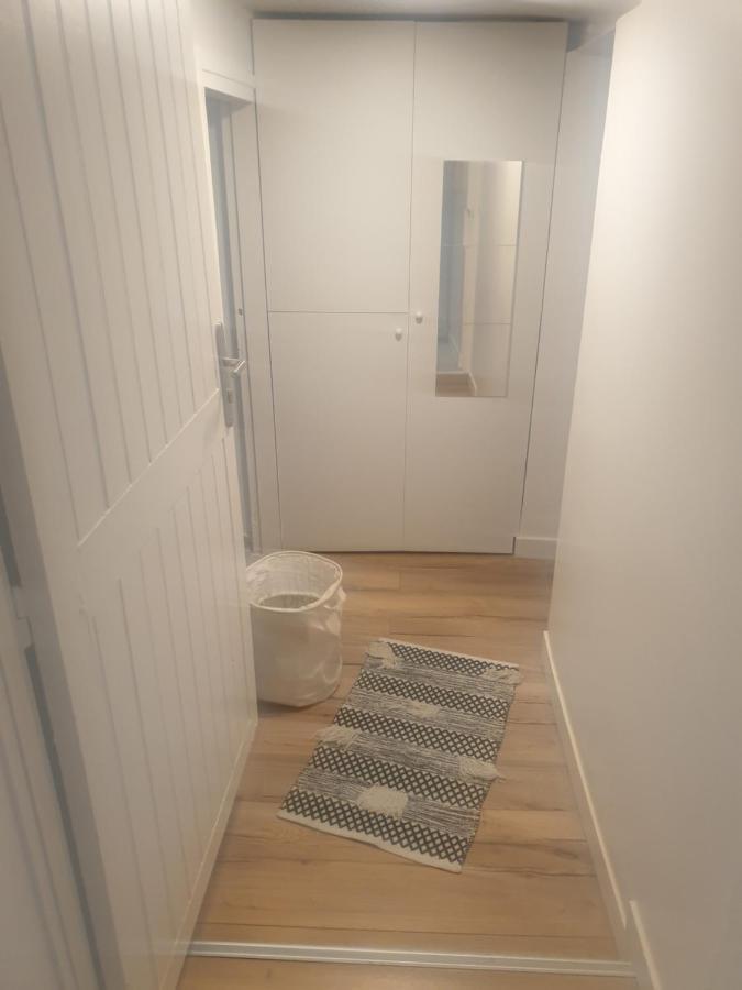 Studio 25M2 Independant Sous-Sol Apartment Сарсел Екстериор снимка